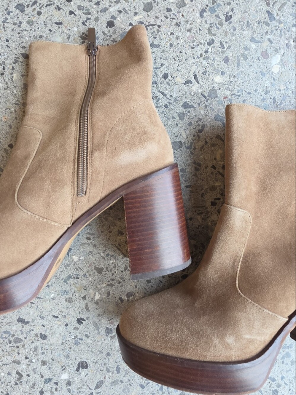 Vince Camuto Platform Boots - Picture 4 of 8